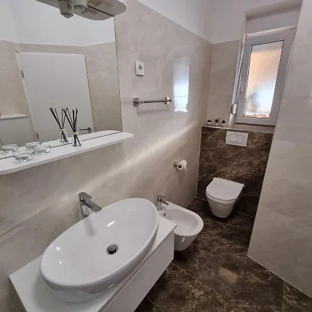 Apartment Paula Jadranovo